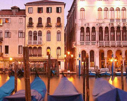 孕妇饮食谣言揭秘：怀孕早期是否能安全享用麻辣烫？_＂孕妇饮食指南：怀孕